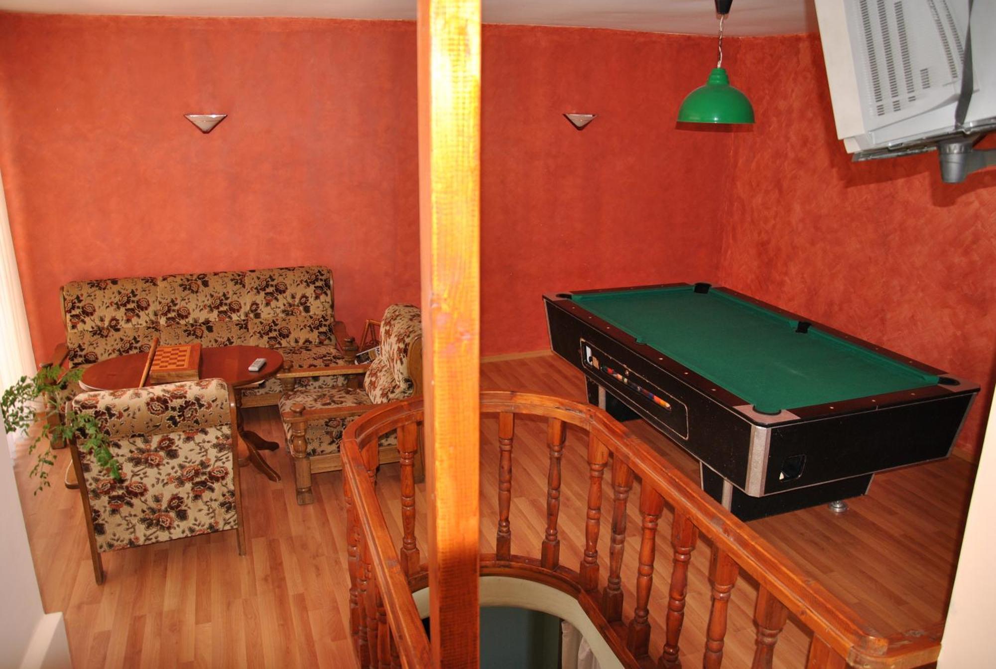 Family Hotel Shoky Chepelare Bagian luar foto